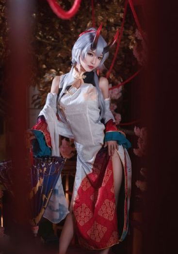 女子高中生的腰_超清完整视频观看