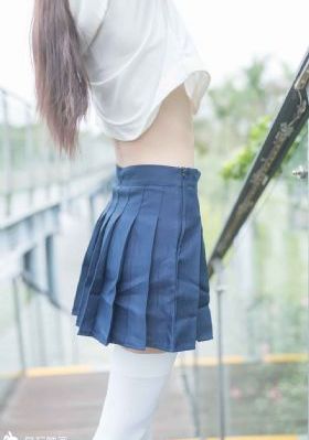 床上丽拉在线_蓝光在线视频观看